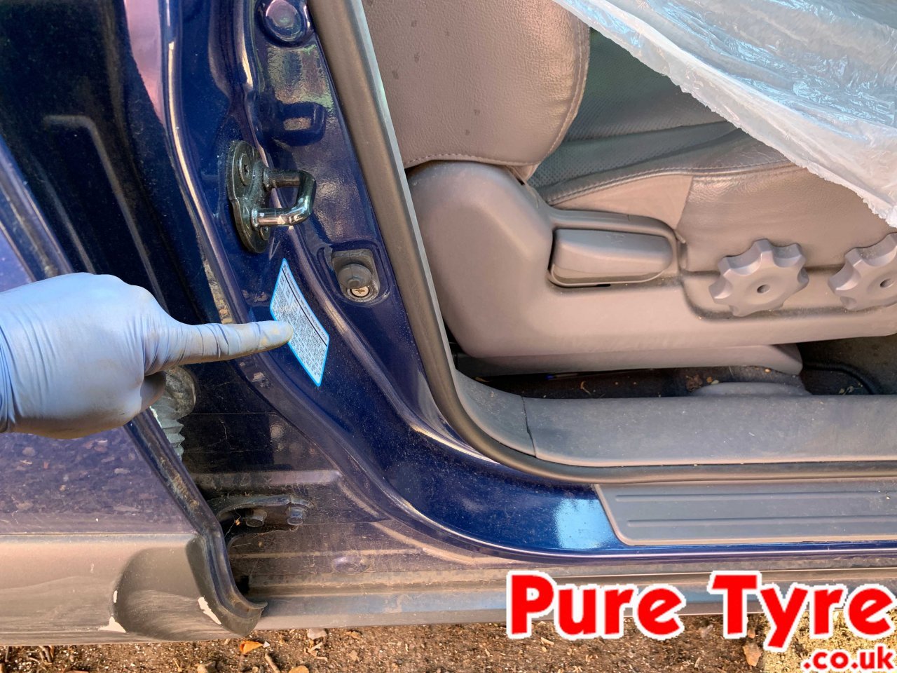 Hyundai Tucson Tyre Pressure Placard Location Pure Tyre 01603 462959